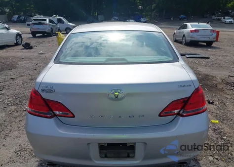 2005 Toyota Avalon Limited из США, поврежденный, VIN 4T1BK36B15U030665